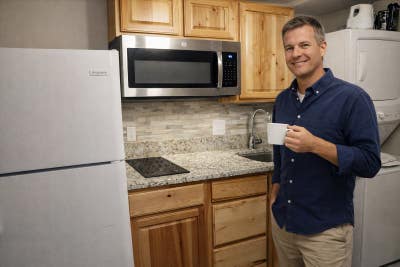 Studio Apt  Main Photo