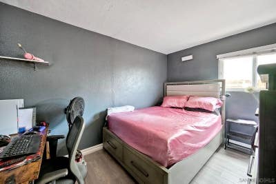 Spacious Big Room in Quiet 4BR House_FurnishedTV  Main Photo