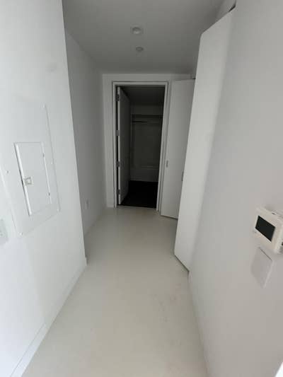 1 MONTH FREE - Luxury Apartment in Harlem,  Main Photo