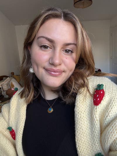 Student looking for a room in Los Angeles Main Photo