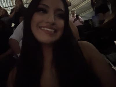 Female needs Los Angeles room as soon as possible Main Photo