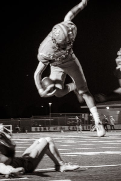 Student needs Hawthorne room for immediate move Main Photo