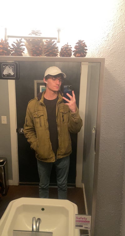 Room wanted in St. Petersburg, FL Main Photo