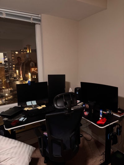 Luxury Apartment Building in North Loop Main Photo