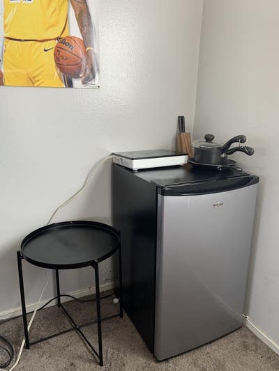 Private Room for Rent – Clean, Quiet Home Main Photo