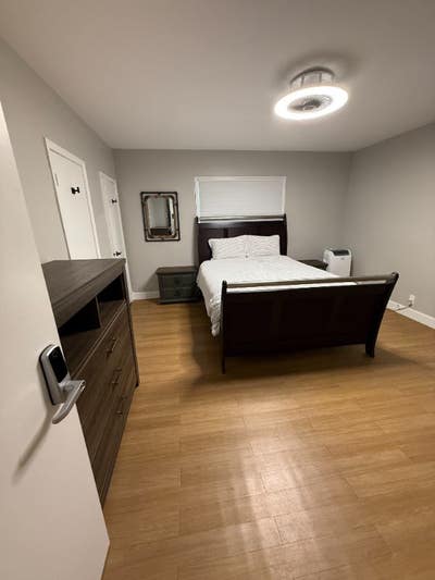 Furnished Bedroom for Rent in _bed _bath House in Main Photo