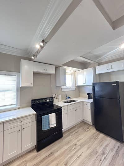  Atlanta Padspilt Home | Newly Renovated | All Pri Main Photo