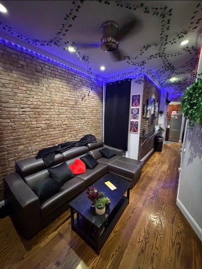 Stunning 5Bed/2.5Bath Duplex UpperEastSide E83rd Main Photo