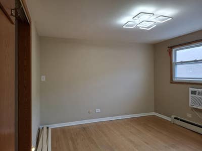 Chicago Jefferson Park "Blue line" Main Photo