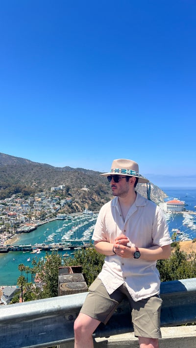 33 year old law student needs room in Anaheim Main Photo