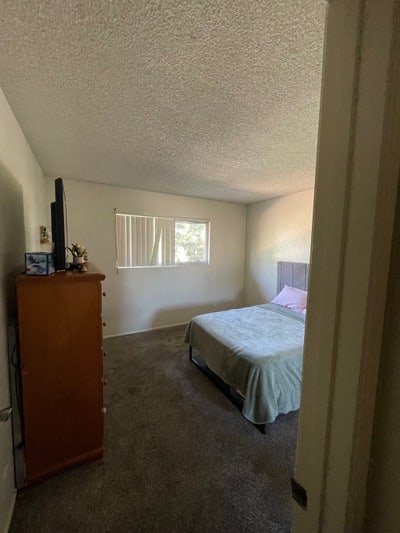 Room for Rent in Anaheim $1,250 + Utilities Main Photo
