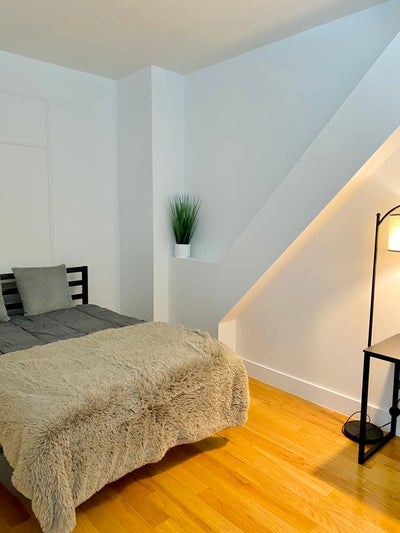 No Fee Fully Furnished Bedroom -Financial District Main Photo