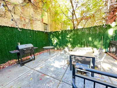 💙 Gorgeous new *Furnished* BR! Share Bath w 1! Main Photo