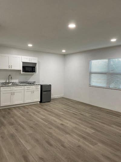 Cozy Studio with Private Entrance in Altamonte Sp Main Photo