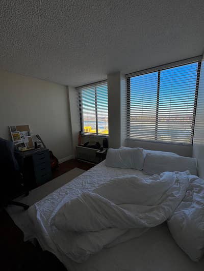 Private Room + Private Bath –NYC & GWB Views Main Photo