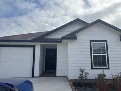 Brand New Private Room | Resort-Style Amenities Main Photo