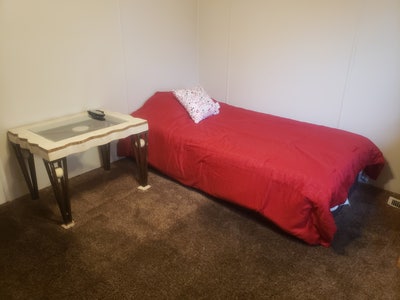Private - Upgraded 1 Bedroom for Rent & Parking Main Photo