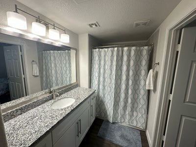 The 1 BR apartment you've been waiting for! Main Photo