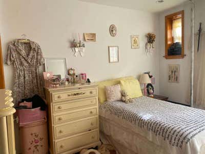 Large bright room. Furnished apartment. Close L &M Main Photo