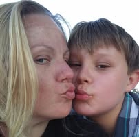 Female needs Northridge room as soon as possible Main Photo