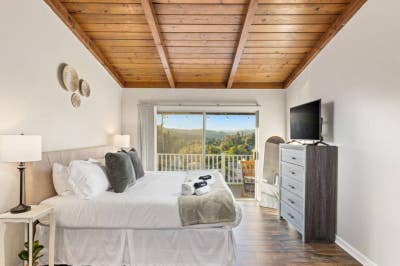 Furnished Private Room w Private Bath| Long_Term  Main Photo