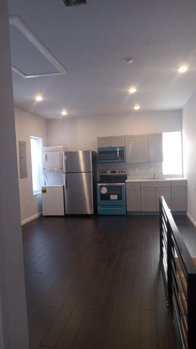 Brand New One Bedroom Near LaSalle University Main Photo