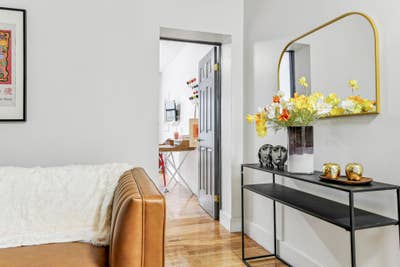 Prime location spacious Gem Main Photo