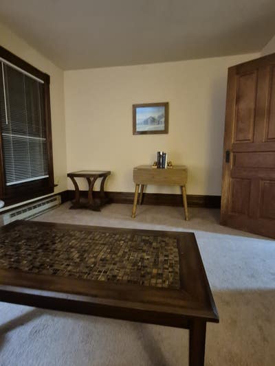 Looking for a Roommate close to LHU Campus  Main Photo