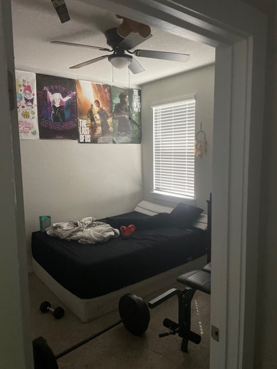 Room for rent Main Photo