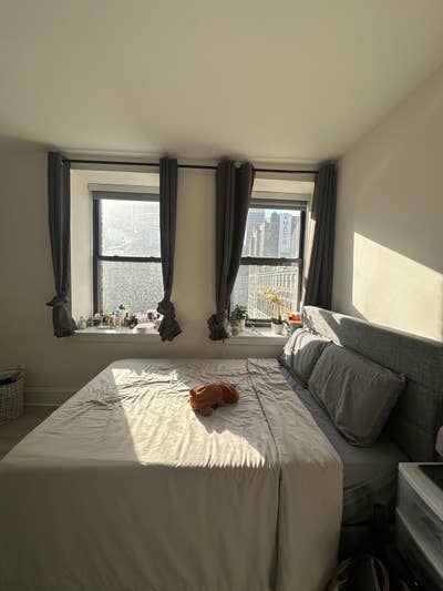 Fully furnished spacious room in Midtown South Lux Main Photo