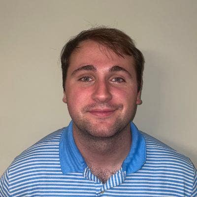 Professional Male seeks a small or large room Main Photo