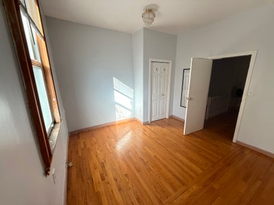 Room available 3/1. Brighton, MA. Seeking roommate Main Photo
