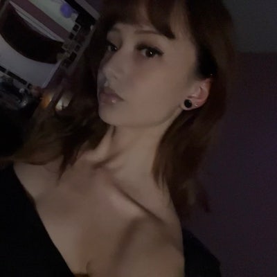 21 year old student needs room in Orange County Main Photo