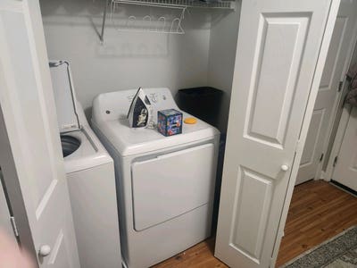 Room for rent Main Photo