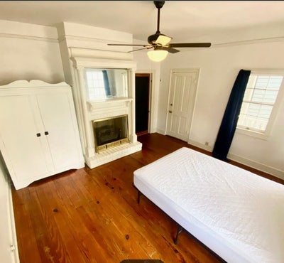 Cozy Room for Rent in Downtown Charleston  Main Photo