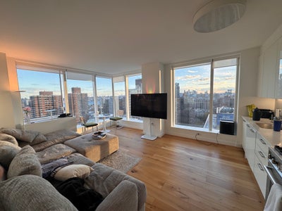 The Artisan 21st floor suite Main Photo