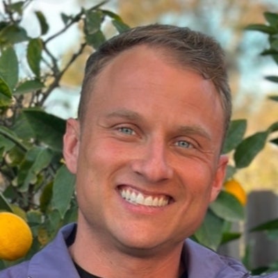 Looking for a room in Costa Mesa  Main Photo