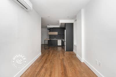 #808 Private Bath Opportunity | Luxury Residence   Main Photo