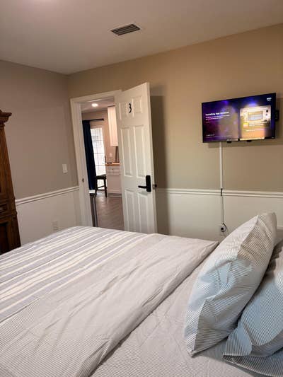 Home just 5 Minutes from JU!  Large Backyard, Pati Main Photo