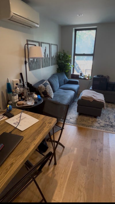 Fully Furnished Room for Rent (w/Private Bathroom) Main Photo