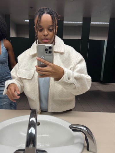 Hi my name is Tee ! I am a professional and s... Main Photo