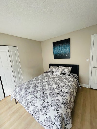 Very nice and quite apartment  Main Photo