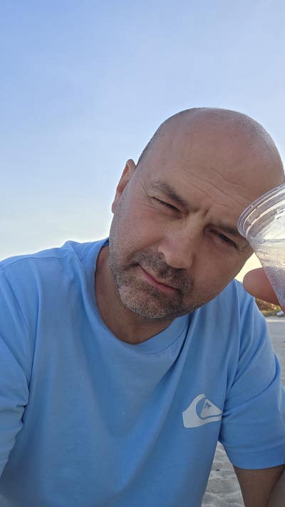 Room wanted in Miami Beach, FL Main Photo