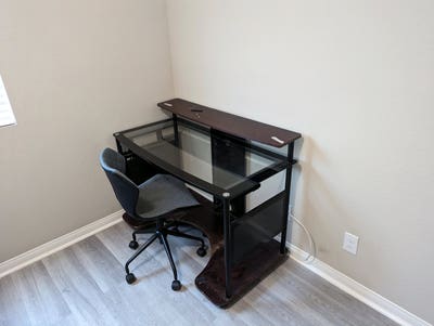 Room for Rent Main Photo