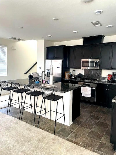 Private Room for Rent - All Utilities Included! Main Photo