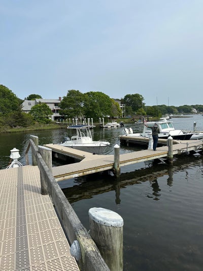Pretty  and large home with water views on cul de  Main Photo