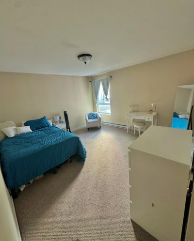 Large Private Room with Own Bathroom Main Photo
