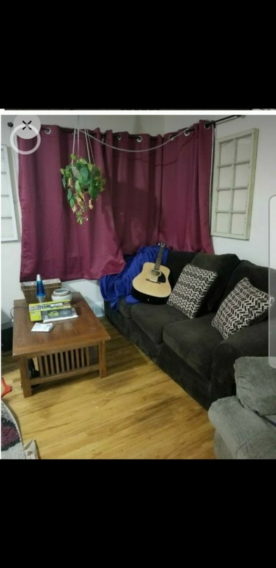 Cool, rustic vibe bedroom available.  Main Photo