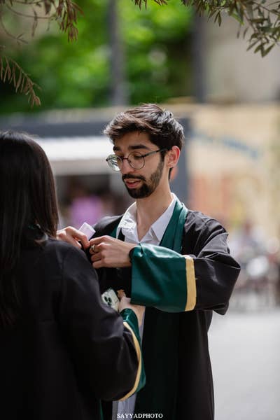 Student looking for a room in Burbank area Main Photo