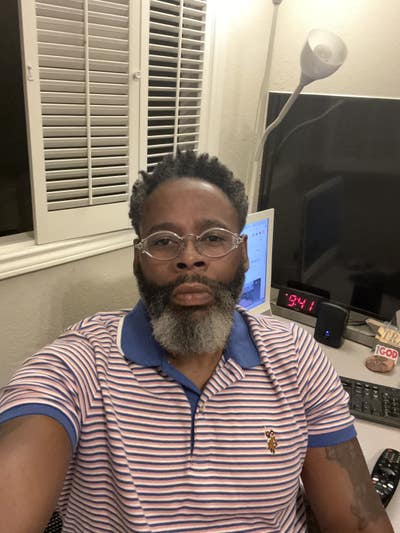 Professional Male seeks a small or large room Main Photo